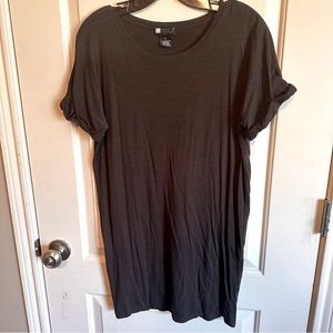 Carole Little size L plain black tunic